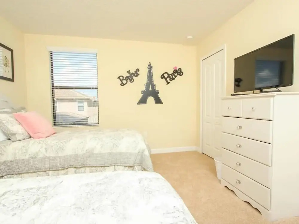 Champions Gate 7 Bedroons Private Pool Game Room