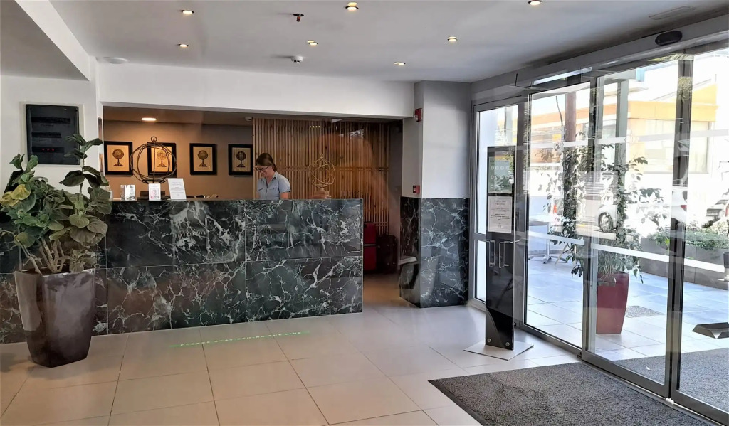 Elite Hotel