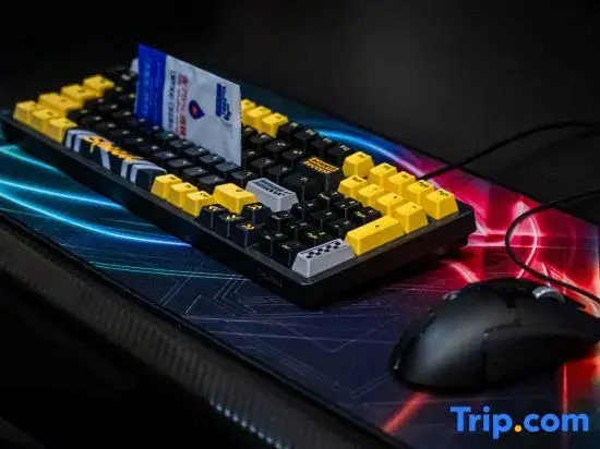 IDJ Love E-Sports Hotel (Kaifeng Qingming Riverside Garden Gulou Night Market)