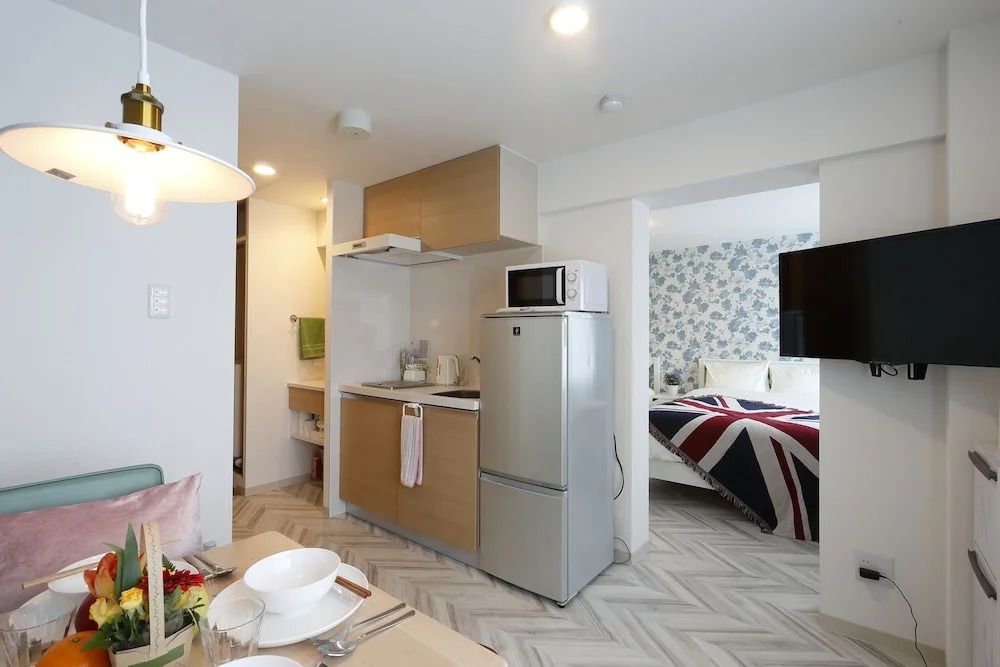 F24-405 Premium Suite 4ppl 2 Beds 1min from Subway