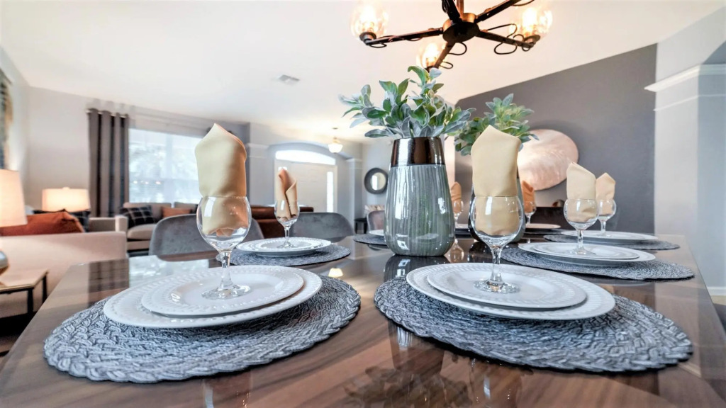 Southwest Pool and SPA in 6BR Spacious Disney Home