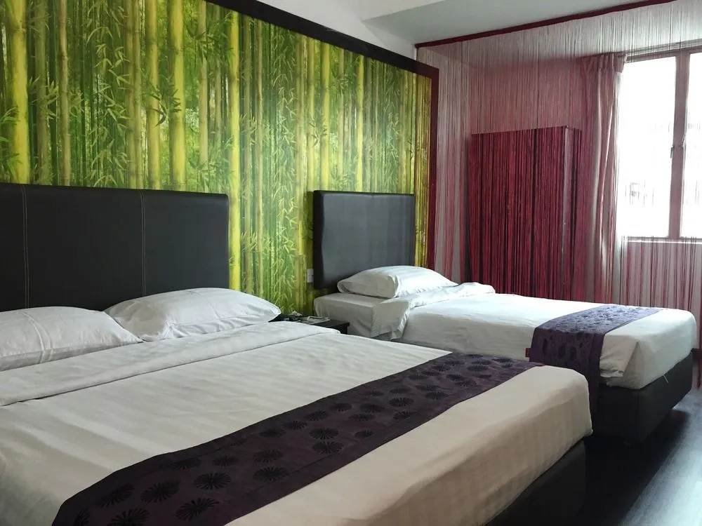 Отель Le Hotel Kota Kinabalu