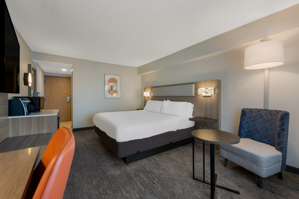 Holiday Inn Express Hotels- Hampton by IHG