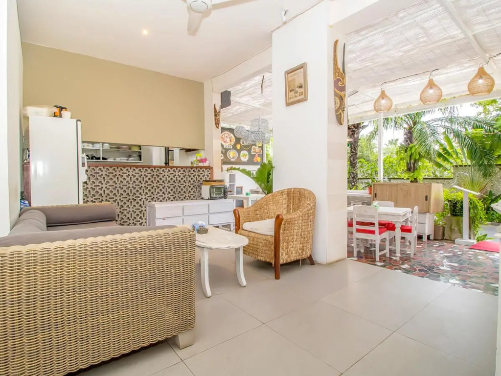 OYO 3200 Anza Hotel