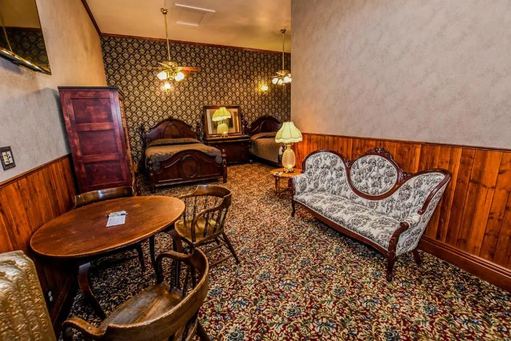 Irma Hotel