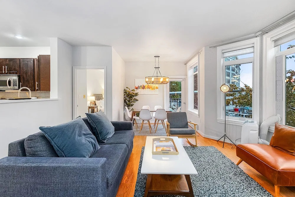 The Corner Nest at Belltown