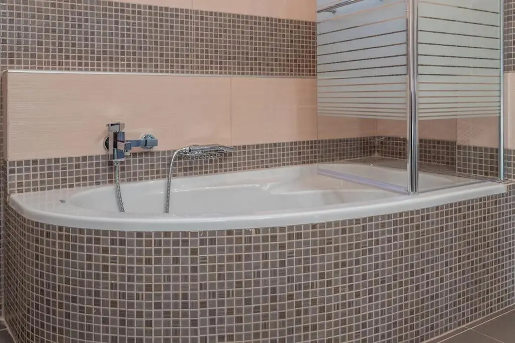 ''Aeolos'' Luxury Villa