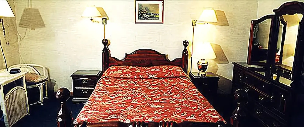 Surfside Inn