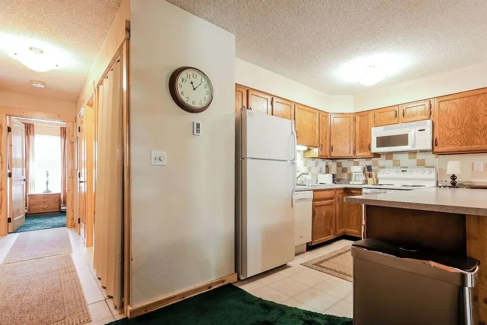 Family Fun Condo Stay for 6!