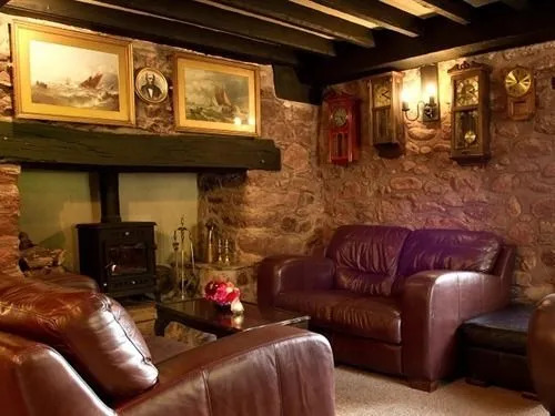 Thatched Tavern