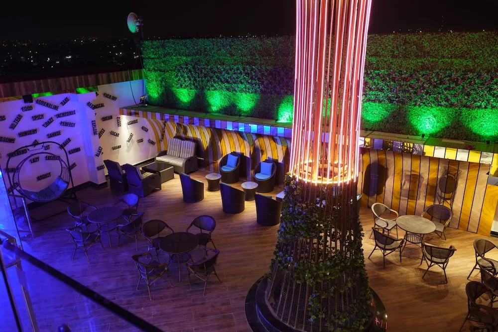Hotel Clarks Premier ,Kota