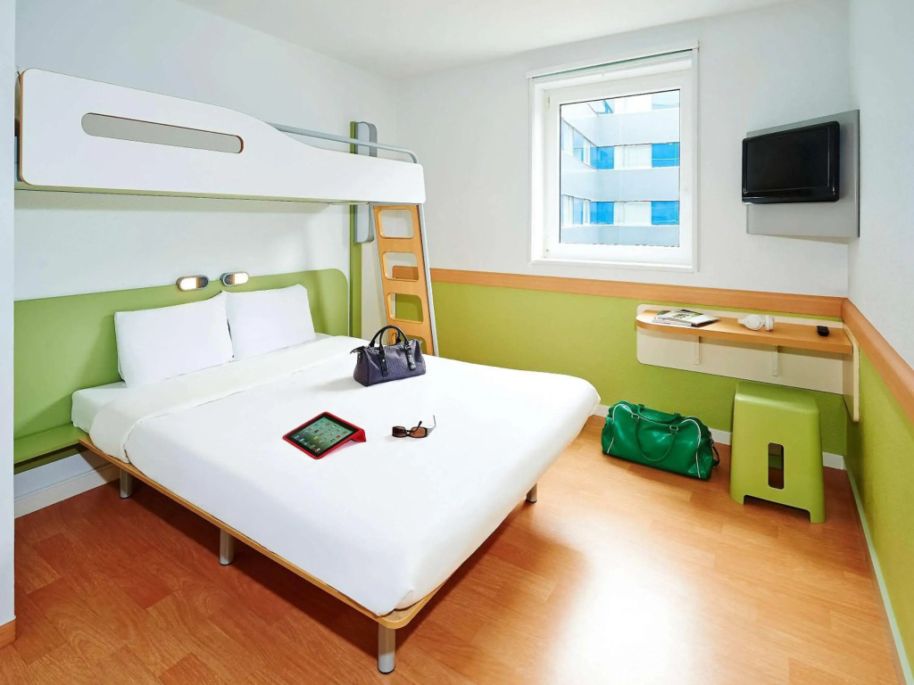 ibis budget Santeny