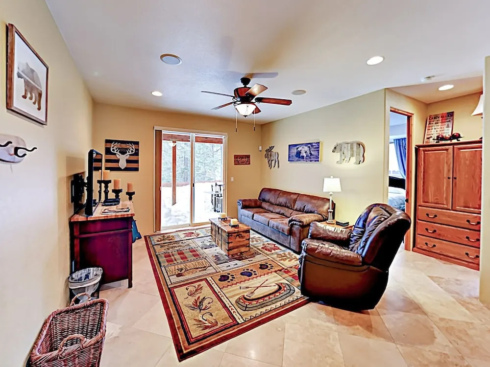 Beautiful Newer - 4 Br Home