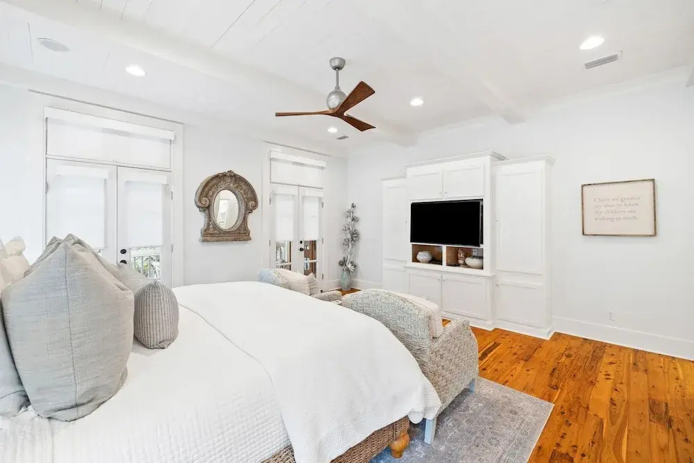 Golf Cart + Close To Beach Club In Watercolor! 5 Bedroom Home by RedAwning