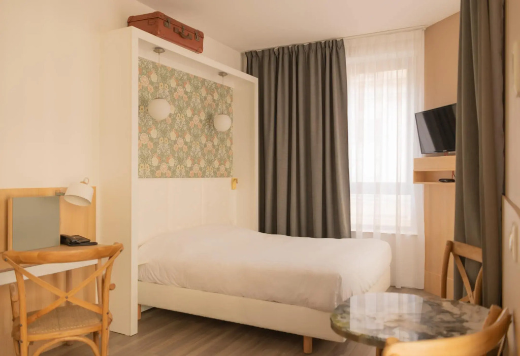 CALM Appart & Hostel