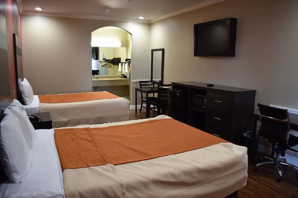 Platinum Inn Katy