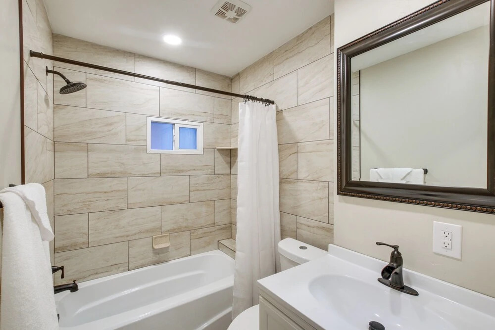 Stylish Logan Retreat w/ Smart TV + Central A/c!