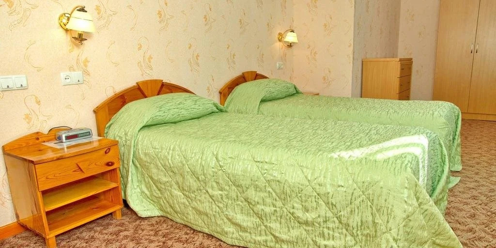 Silk Road Lodge