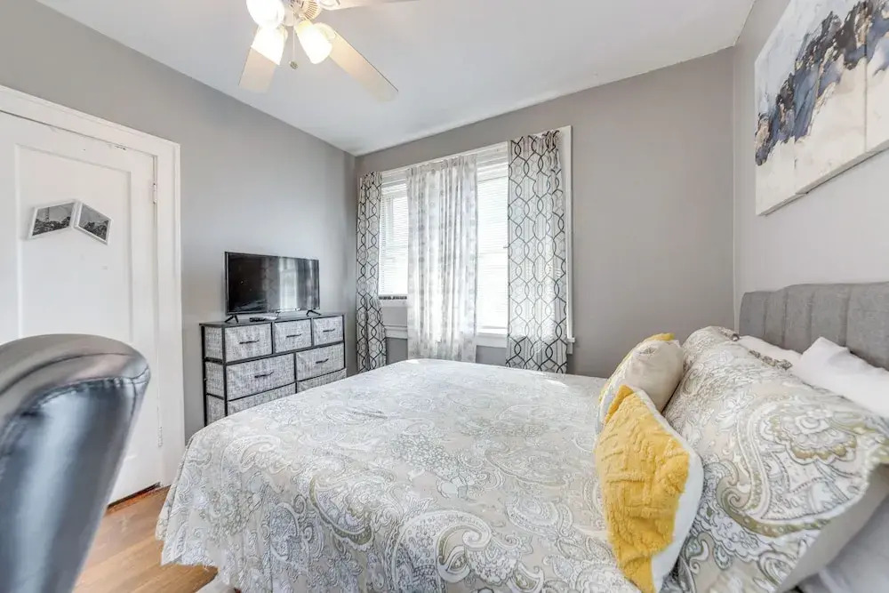 St Louis Vacation Rental ~ 10 Mi to Downtown!