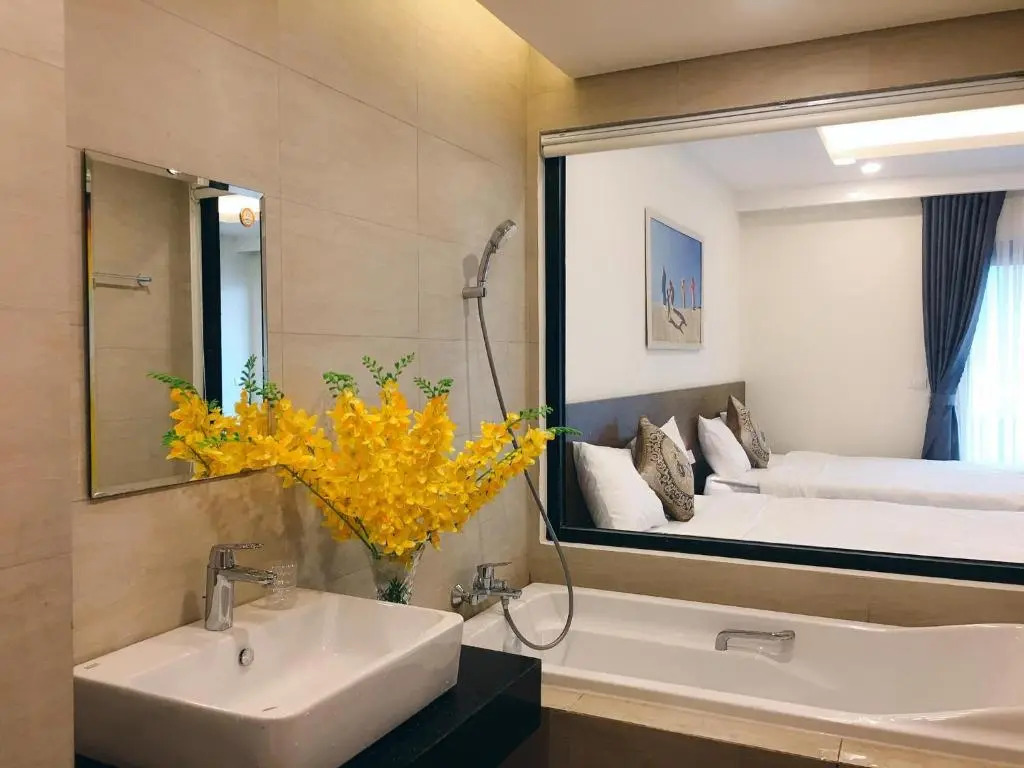 FLC SEA TOWER - 4 SEASONS APARTMET 12pax