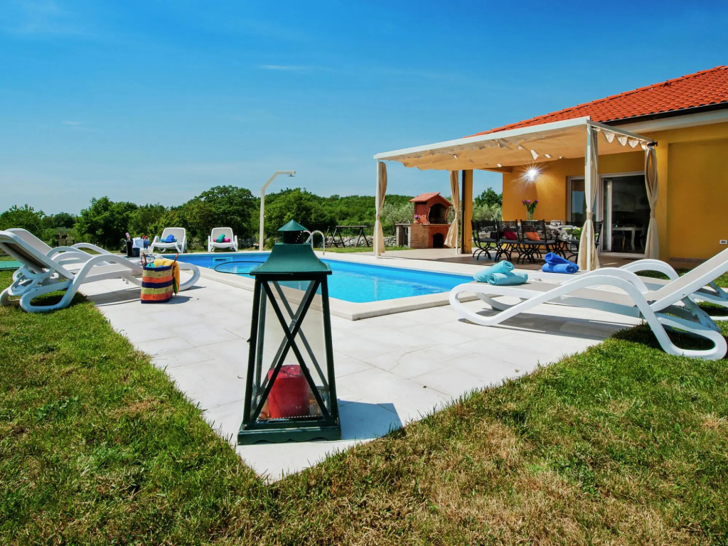 Elegant Villa with Private Pool