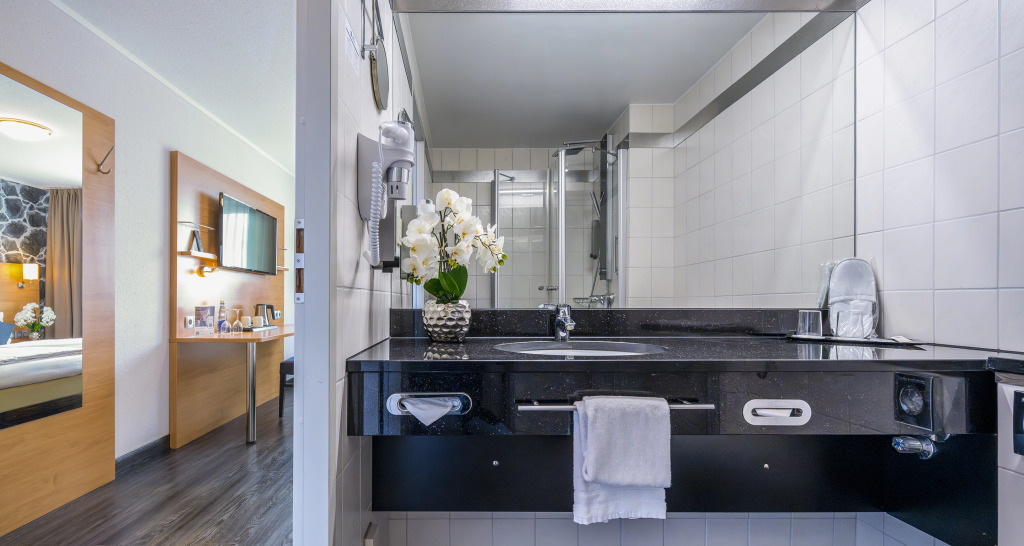PLAZA INN Stuttgart Airport Messe