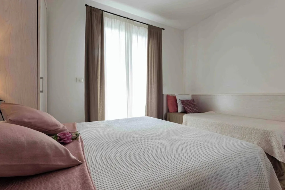 Relax in a Nice Apartment With Pool
