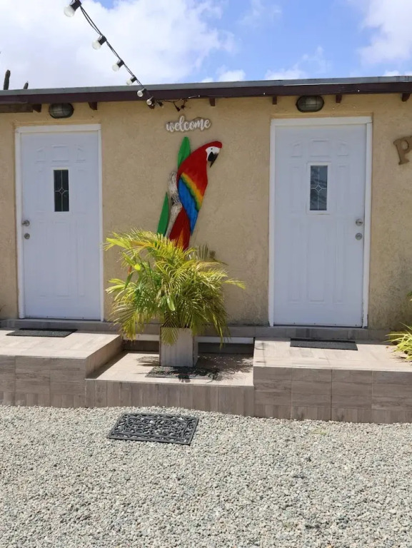 Peace vacations rental aruba