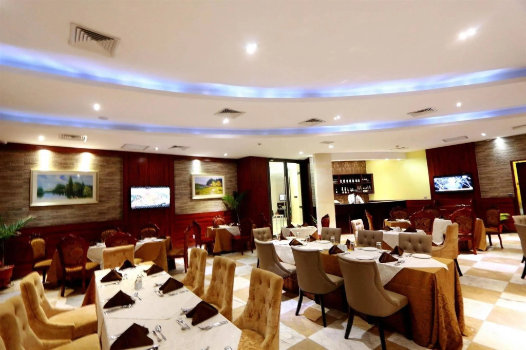 Airport Golden Tulip Hotel