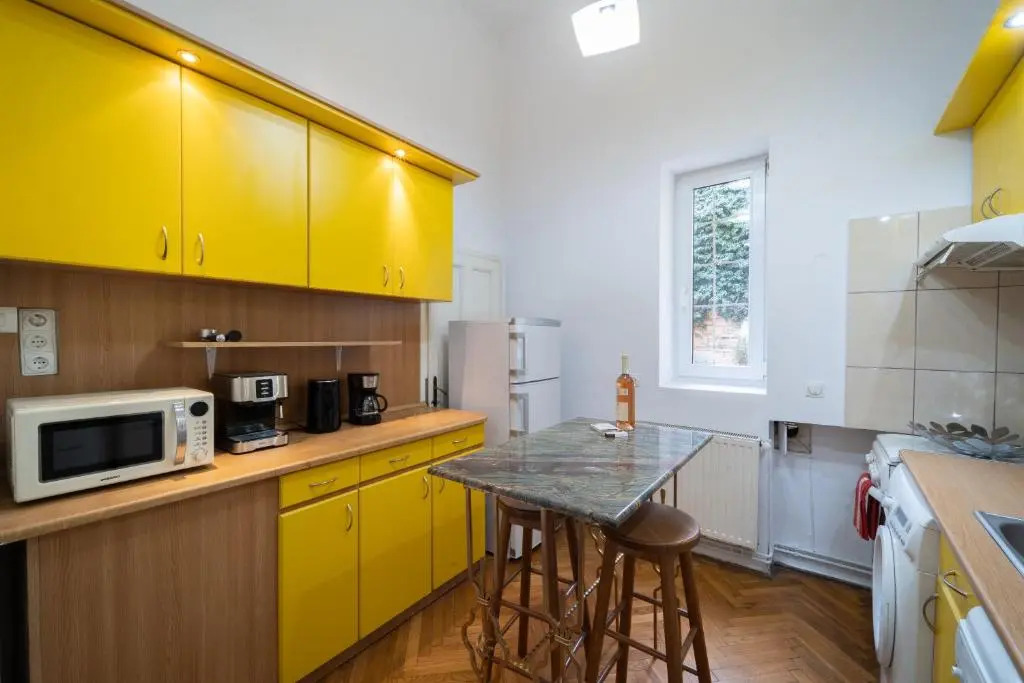 5* noble house in historic center