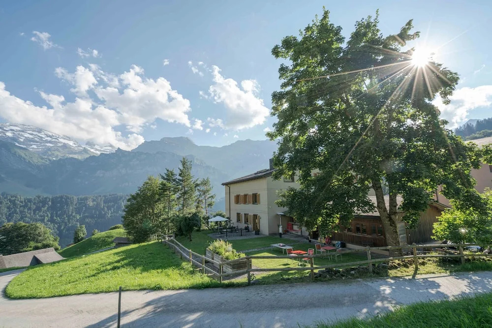 VILLA HUNDERT Boutique Mountainscape