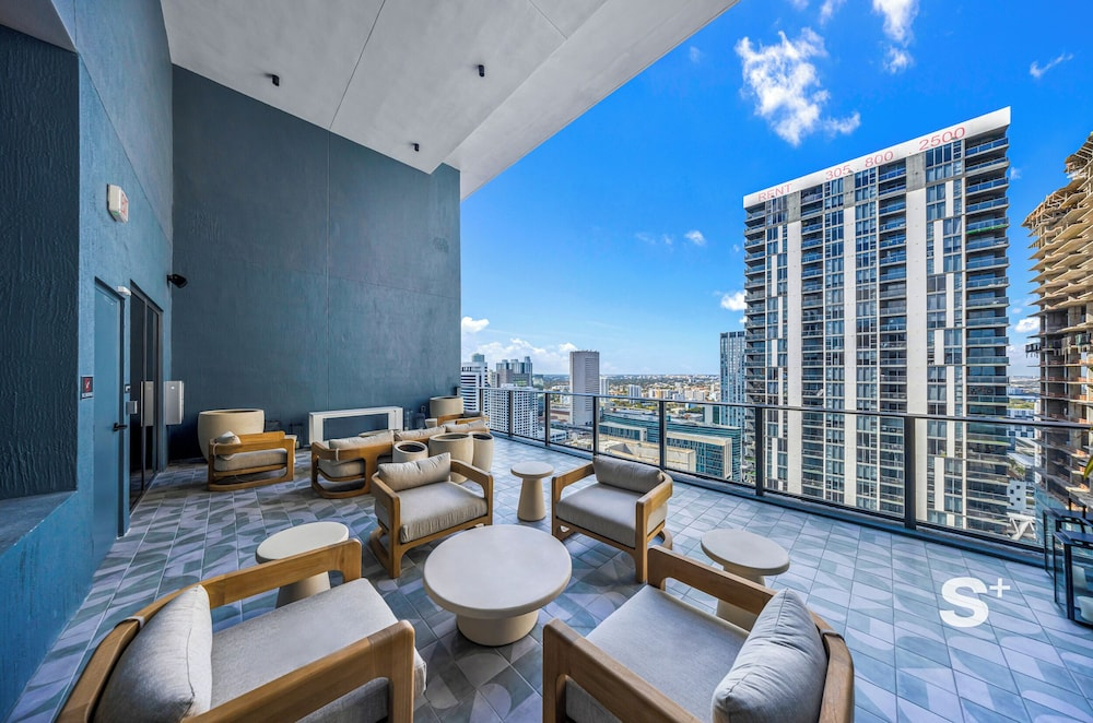 High-Rise Retreat - 31st Floor DTW Miami