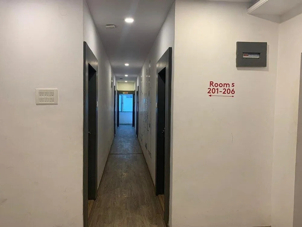 Hotel Satya Townhouse