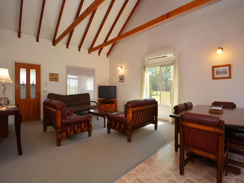 Madigan Wine Country Cottages