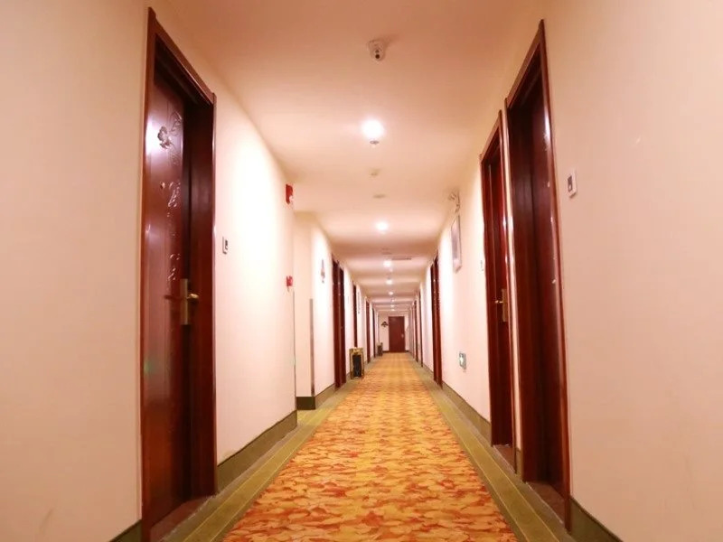 GreenTree Inn ShanDong JiNan East WenHua Road Taishan Technology Mansion Express Hotel