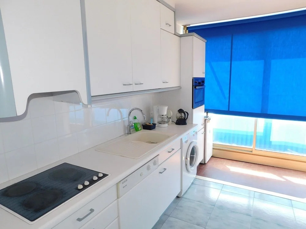 T3 Le Suffren avec piscine et parking