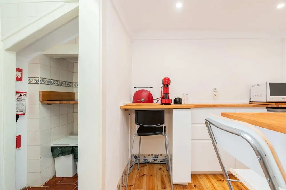 Attic Apartment With Balcony in Bairro Alto