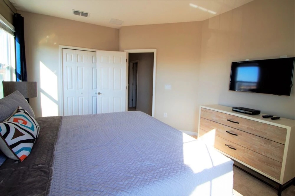 4444 Shiva Loop