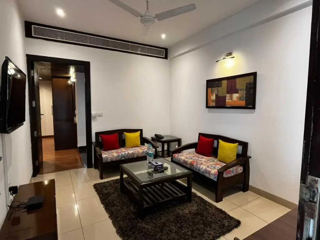 Yuhi Suites