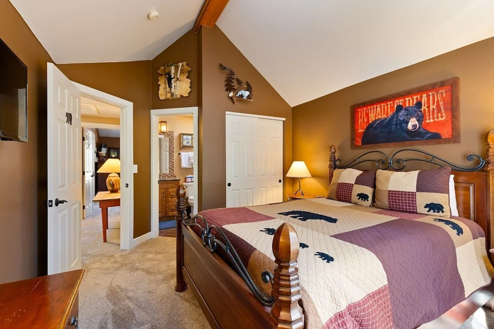 1975 Starfire Townhomes 4 Bedrooms 4 Bathrooms Townhouse