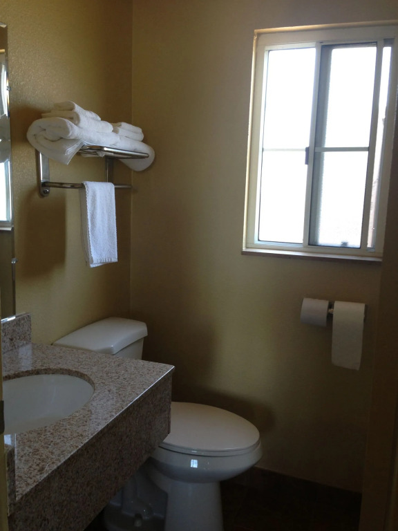 Sundial Lodge
