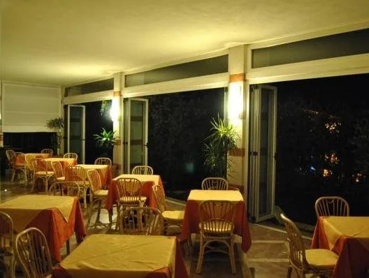 Hotel Villa Olivo Resort 3S