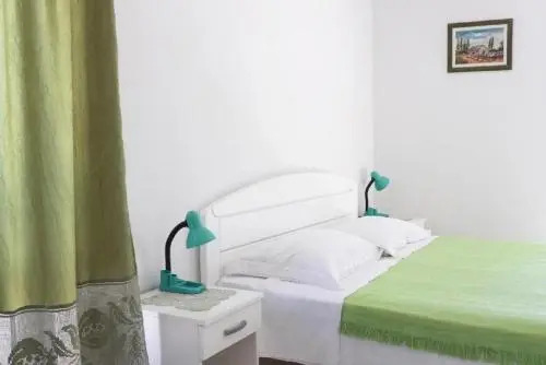 Apartments Frane