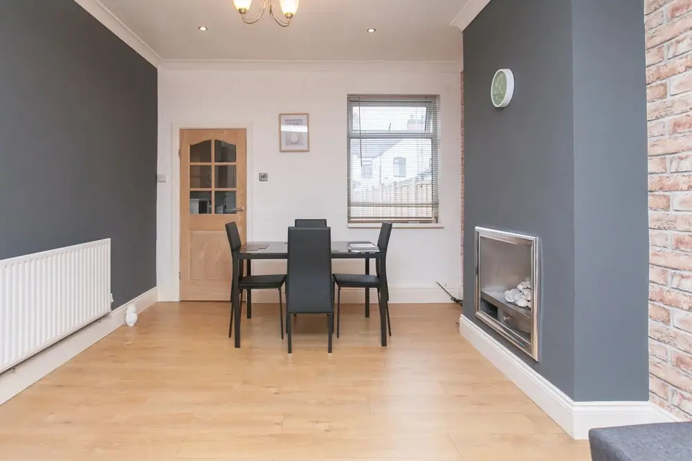 NEW Cosy 2BD Home Close To Centre Stoke On Trent