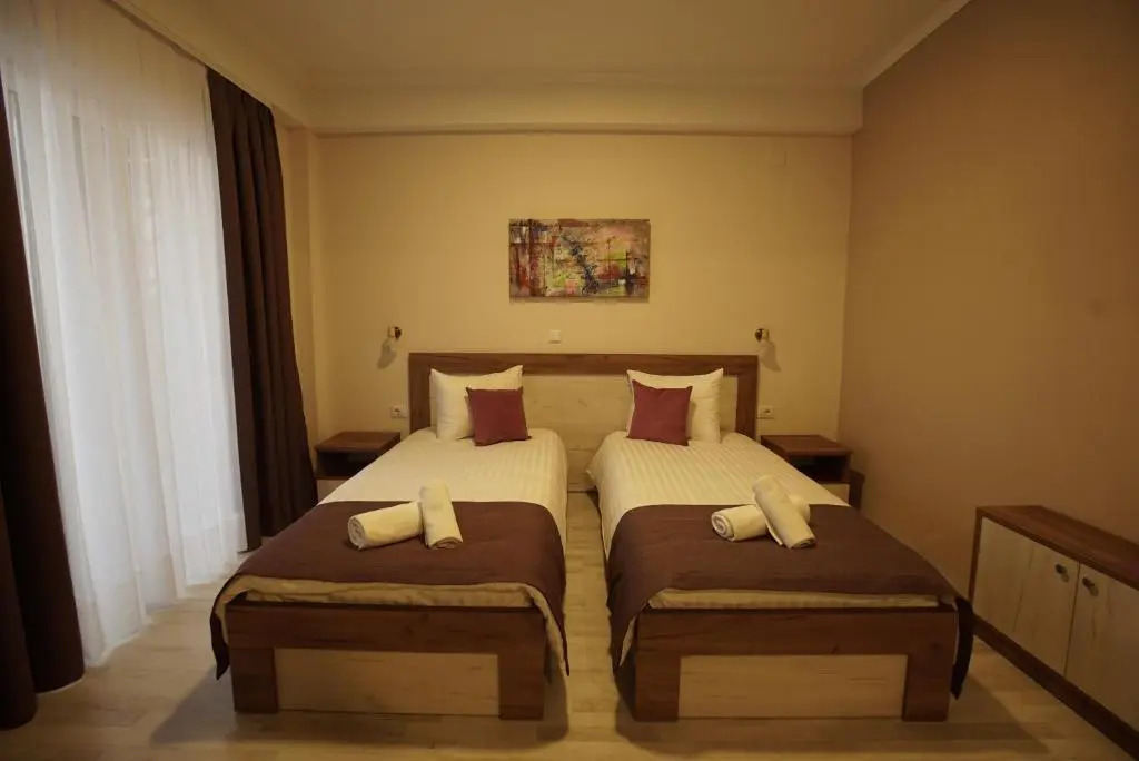 Boulevard Apartments