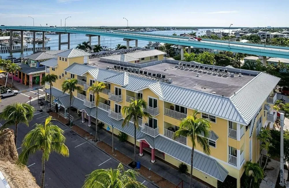 Harbour House 215