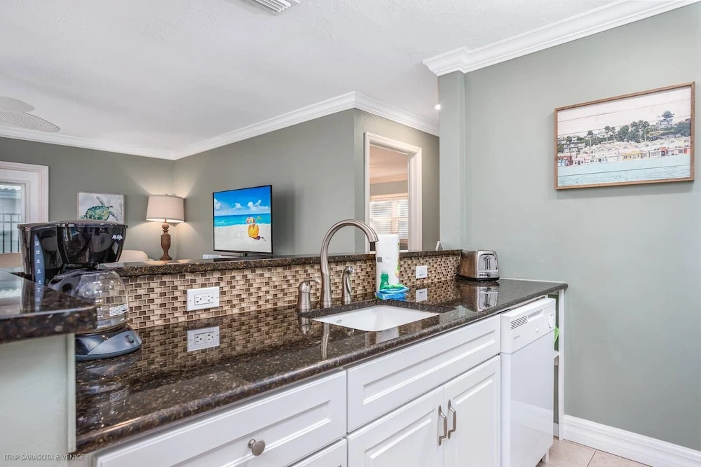 Crystal Sands & Seahorses Beach Villa