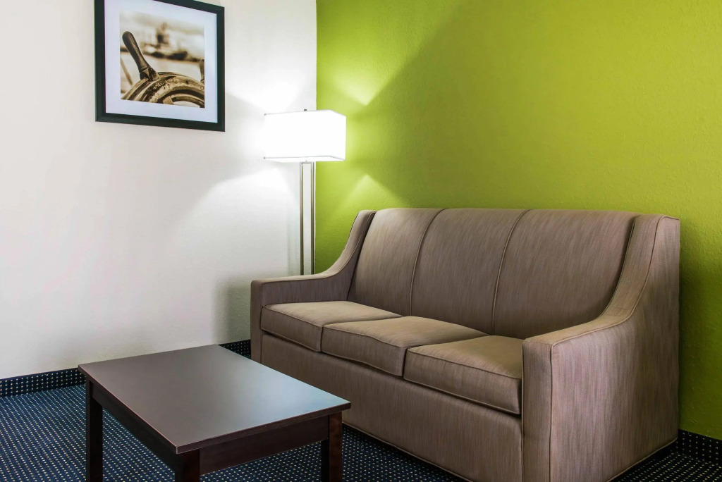 Quality Inn & Suites Anderson I-69