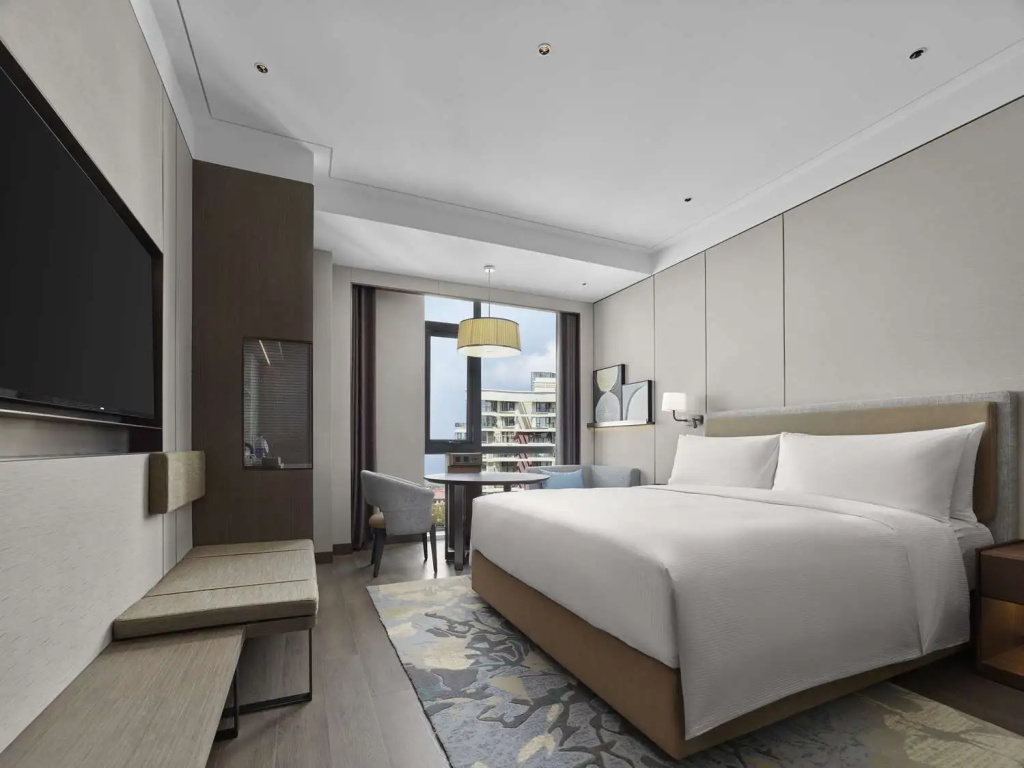 Doubletree By Hilton Yantai Golden Coast Hotel & Suites