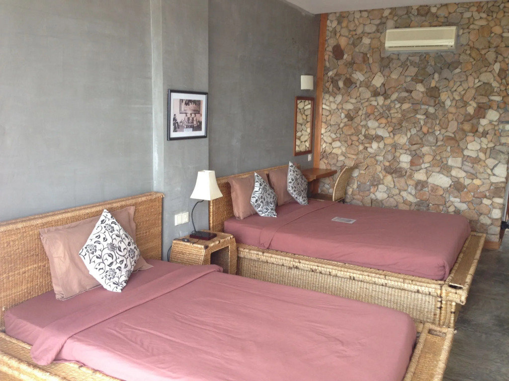 Saravoan-Kep Hotel